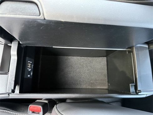 Used 2020 Lexus UX 250h w/ Premium Package image 34