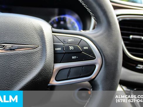 Used 2023 Chrysler Voyager LX FWD image 29