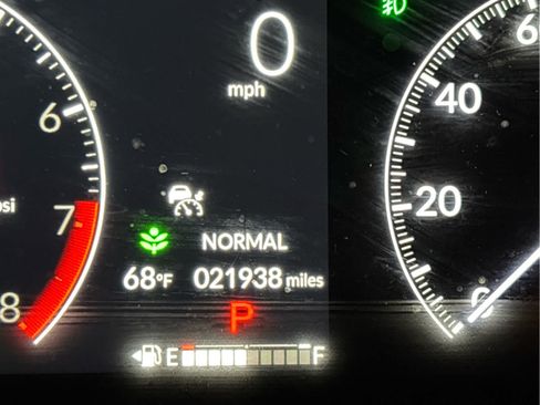 Used 2025 Honda Odyssey EX-L image 11