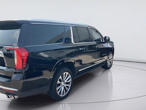 Used 2021 GMC Yukon XL Denali w/ Denali Premium Package RWD image 4
