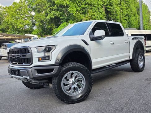 Used 2019 Ford F150 Raptor w/ Equipment Group 802A Luxury AWD/4WD image 3