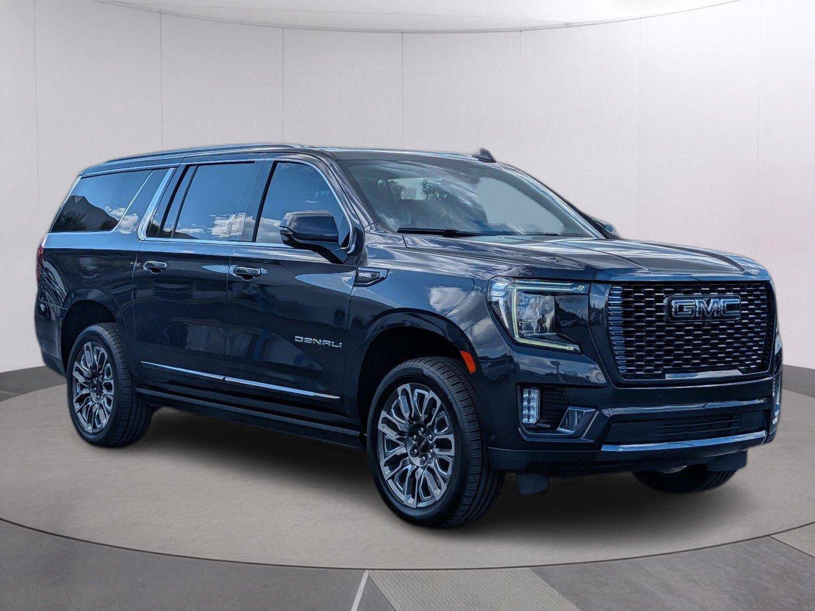 Certified 2023 GMC Yukon XL Denali Ultimate AWD/4WD image 7