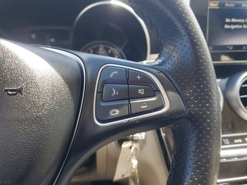 Used 2018 Mercedes-Benz C 300 Sedan w/ Premium Package image 22