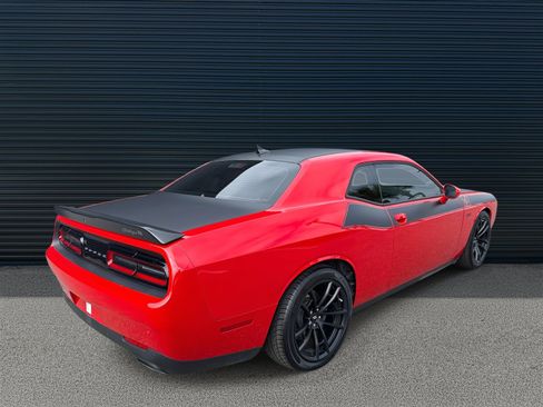Used 2023 Dodge Challenger R/T Scat Pack w/ T/A Package image 7