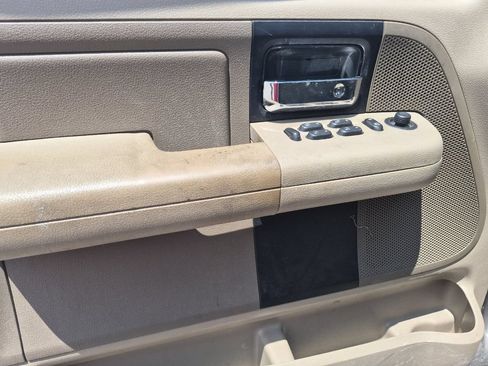 Used 2007 Ford F150 XLT RWD image 11