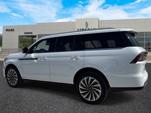 New 2026 Lincoln Navigator Black Label AWD/4WD image 5