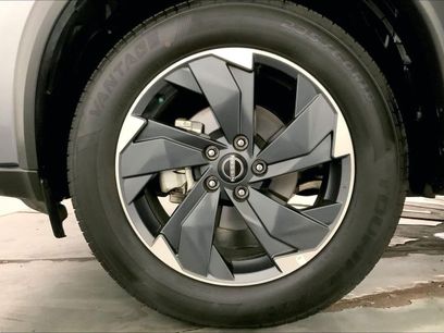 Used 2025 Nissan Rogue SV