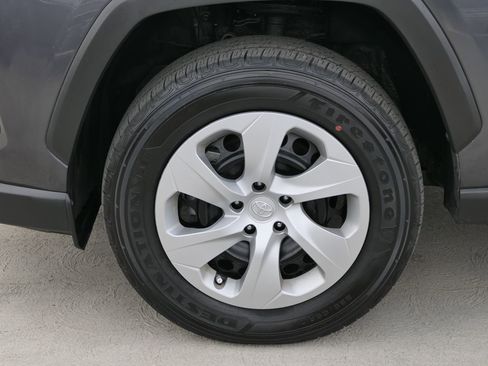 Used 2024 Toyota RAV4 LE image 10