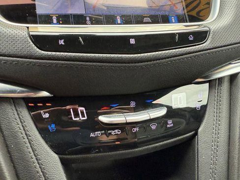 Used 2021 Cadillac XT5 Sportv image 30