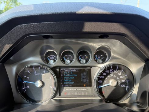 Used 2015 Ford F250 Lariat w/ Chrome Package AWD/4WD image 15