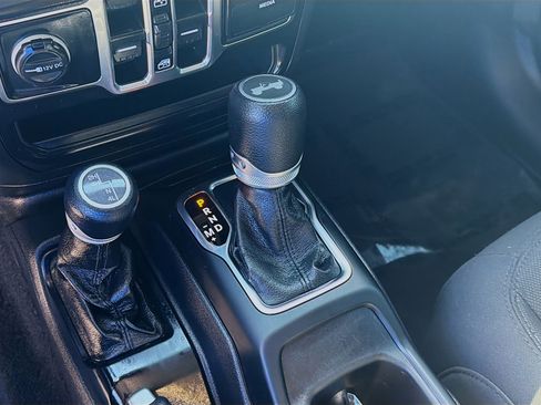 Used 2021 Jeep Wrangler Unlimited Sport image 15