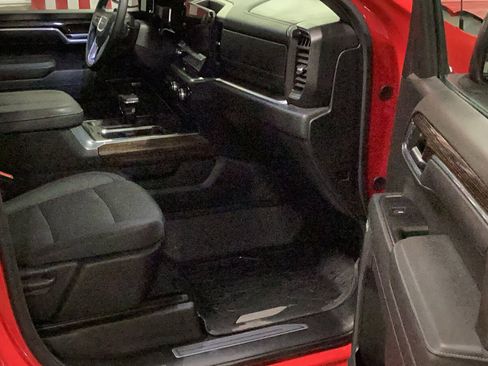 Used 2025 GMC Sierra 1500 Elevation image 19
