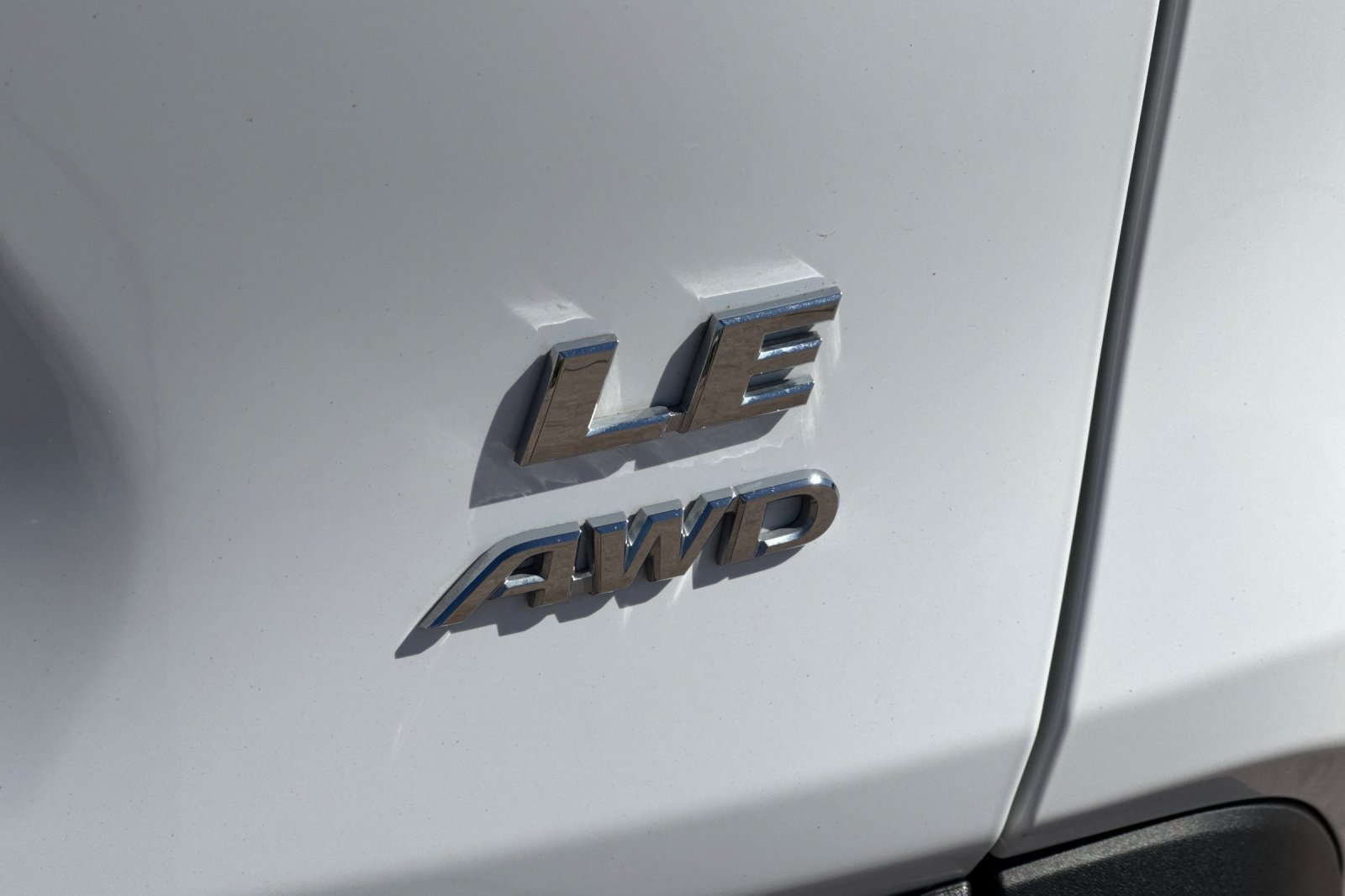 Certified 2025 Toyota RAV4 LE AWD/4WD image 33