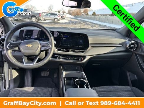 Certified 2025 Chevrolet Equinox LT image 11