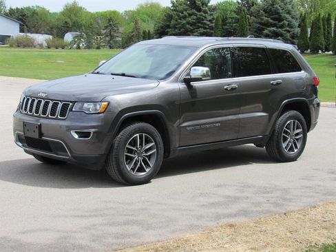 Used 2021 Jeep Grand Cherokee Limited AWD/4WD image 3
