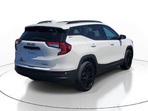 Certified 2024 GMC Terrain SLT w/ Elevation Edition AWD/4WD image 4