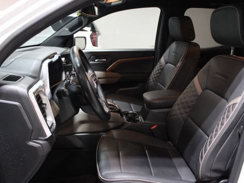 Used 2023 GMC Canyon Denali AWD/4WD image 18