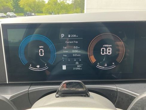 Certified 2025 Hyundai Santa Fe SEL FWD image 19