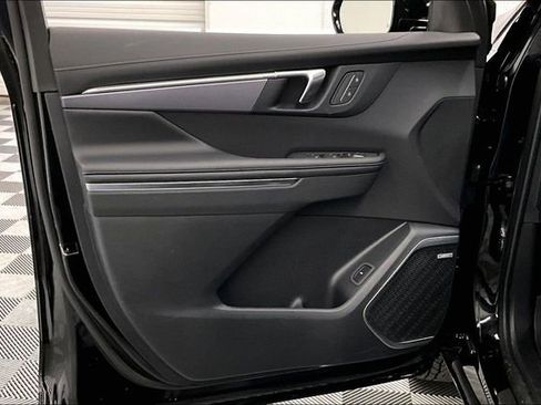 Used 2025 Buick Enclave Sport Touring w/ LPO, Floor Liner Package image 19