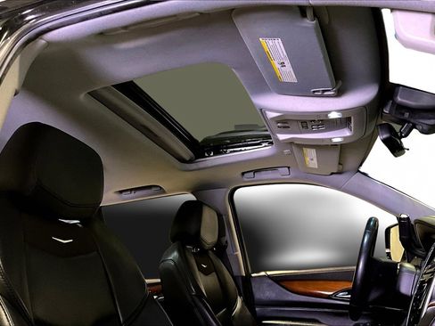 Used 2018 Cadillac Escalade Luxury image 26