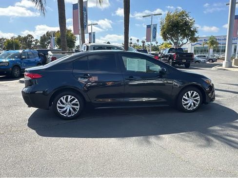 Used 2022 Toyota Corolla LE FWD image 37