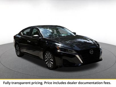 Used 2025 Nissan Altima 2.5 SV