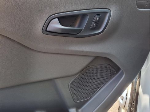 Used 2020 Ford Transit 250 Medium Roof AWD image 14