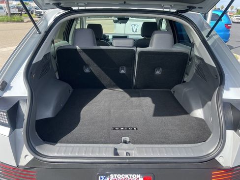 Used 2024 Hyundai Ioniq 5 SE RWD image 46