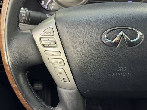 Used 2017 INFINITI QX80 4WD w/ Driver Assistance Package image 19