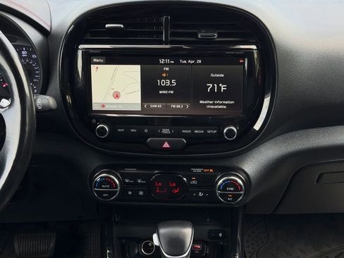 Used 2021 Kia Soul Turbo FWD image 18