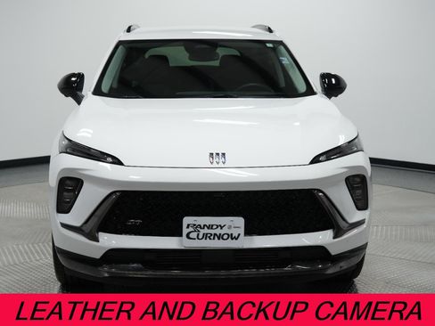 Used 2025 Buick Envision Sport Touring image 2