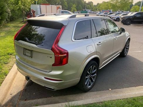 Used 2018 Volvo XC90 T6 Momentum w/ Momentum Plus Package image 34