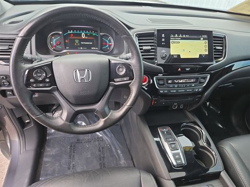 Used 2019 Honda Pilot Touring image 35