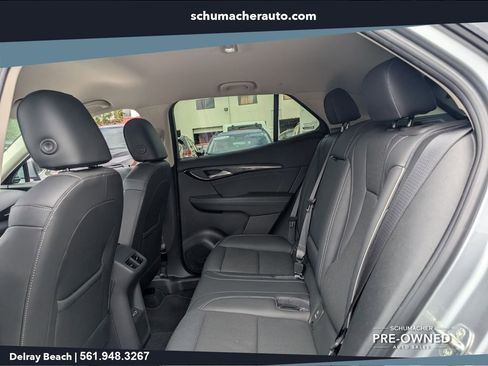 Used 2023 Buick Envision Essence FWD image 12