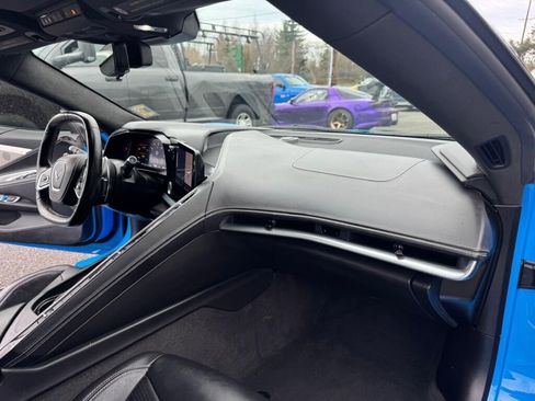 Used 2022 Chevrolet Corvette Stingray image 12