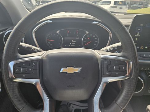 Used 2025 Chevrolet Blazer LT AWD/4WD image 11