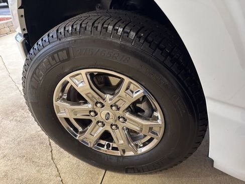 Used 2023 Ford F150 XLT w/ XTR Package image 38