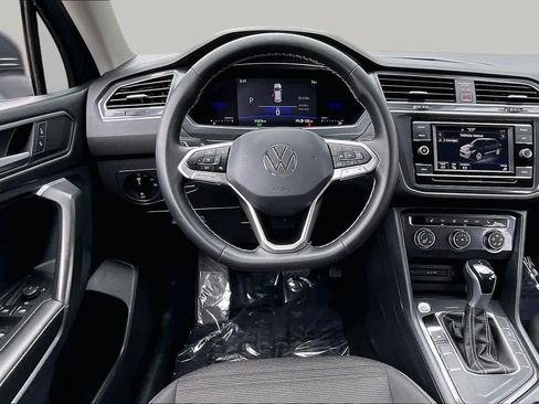 Used 2022 Volkswagen Tiguan S w/ IQ.Drive Package FWD image 6