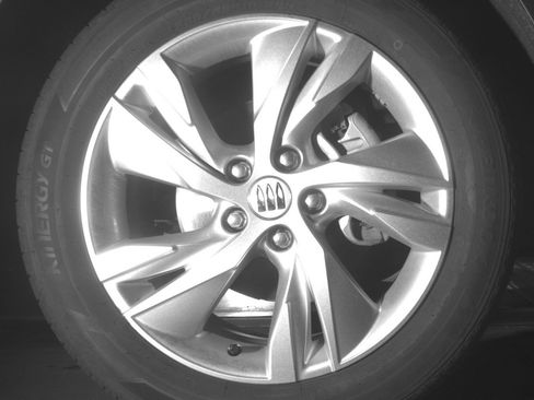 Used 2025 Buick Encore GX Preferred AWD/4WD image 13