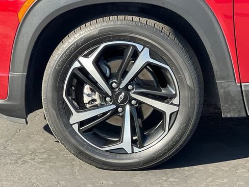 Used 2023 Chevrolet TrailBlazer RS w/ Sun and Liftgate Package image 35