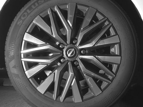 Used 2025 Nissan Altima 2.5 SV image 15