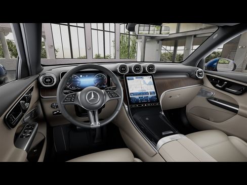 Certified 2026 Mercedes-Benz GLC 300 4MATIC image 38
