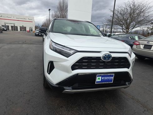 Used 2024 Toyota RAV4 XSE w/ Advanced Technology Package image 9