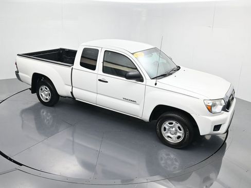 Used 2012 Toyota Tacoma 2WD Access Cab image 40