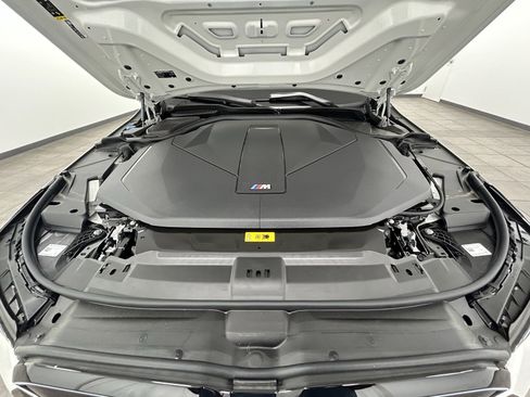 Used 2025 BMW i5 M60 w/ Premium Package image 42