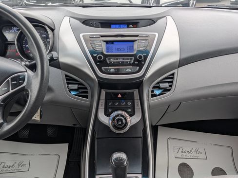 Used 2013 Hyundai Elantra GLS FWD image 10