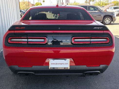 Used 2015 Dodge Challenger SRT Hellcat image 7