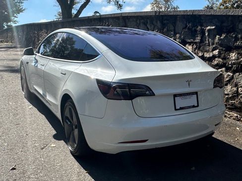 Used 2018 Tesla Model 3 Long Range image 9