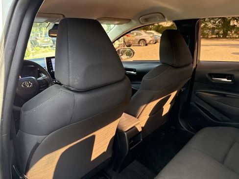 Used 2021 Toyota Corolla LE FWD image 13