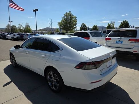 Certified 2024 Honda Accord EX image 7